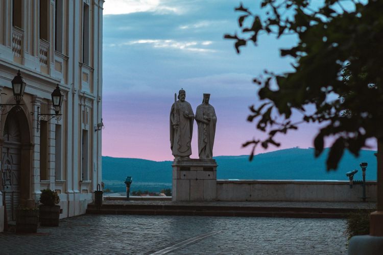 Der perfekte Ort für ein Selfie mit Stephan I. und Königin Gisela