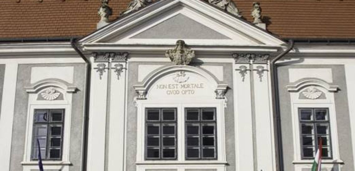 Költészet napja / Dalok a Várról