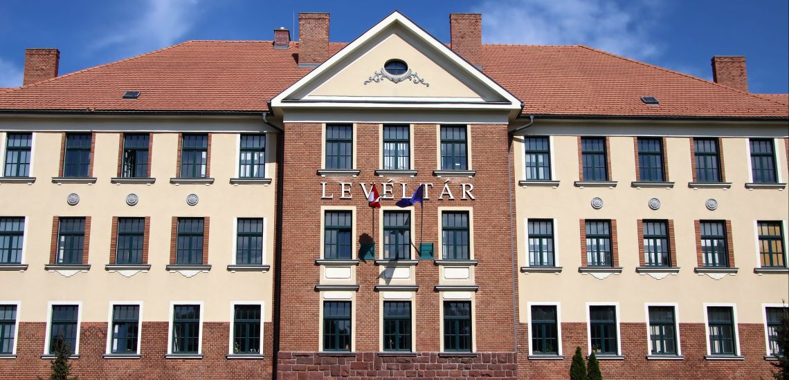 Vezetett látogatás a Magyar Nemzeti Levéltár Veszprém Megyei Levéltárában / Kulturális Örökség Napjai 2022
