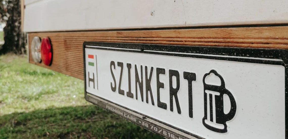 SzínKERT nyitóbuli