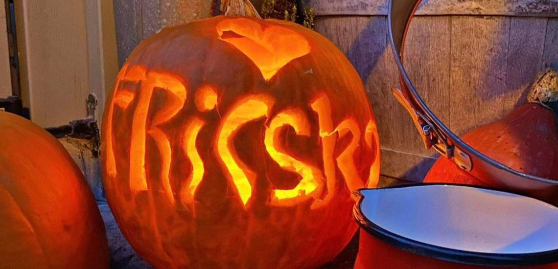 Halloweeni tökfaragás a Fricskában! 