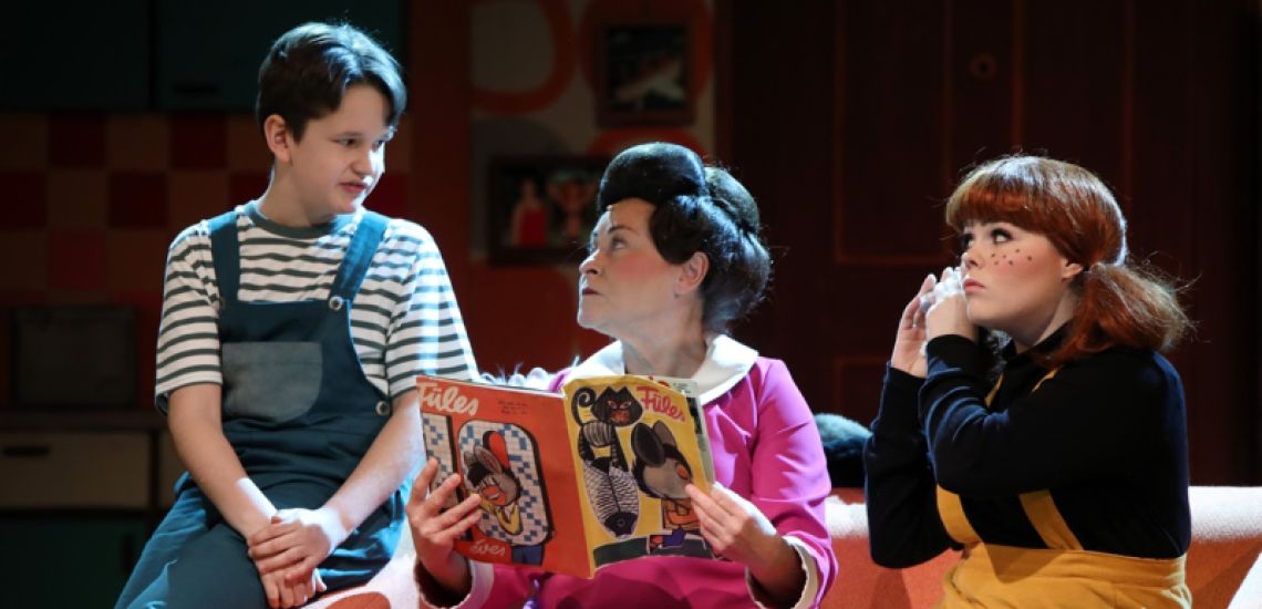 A Mézga család - mesejáték