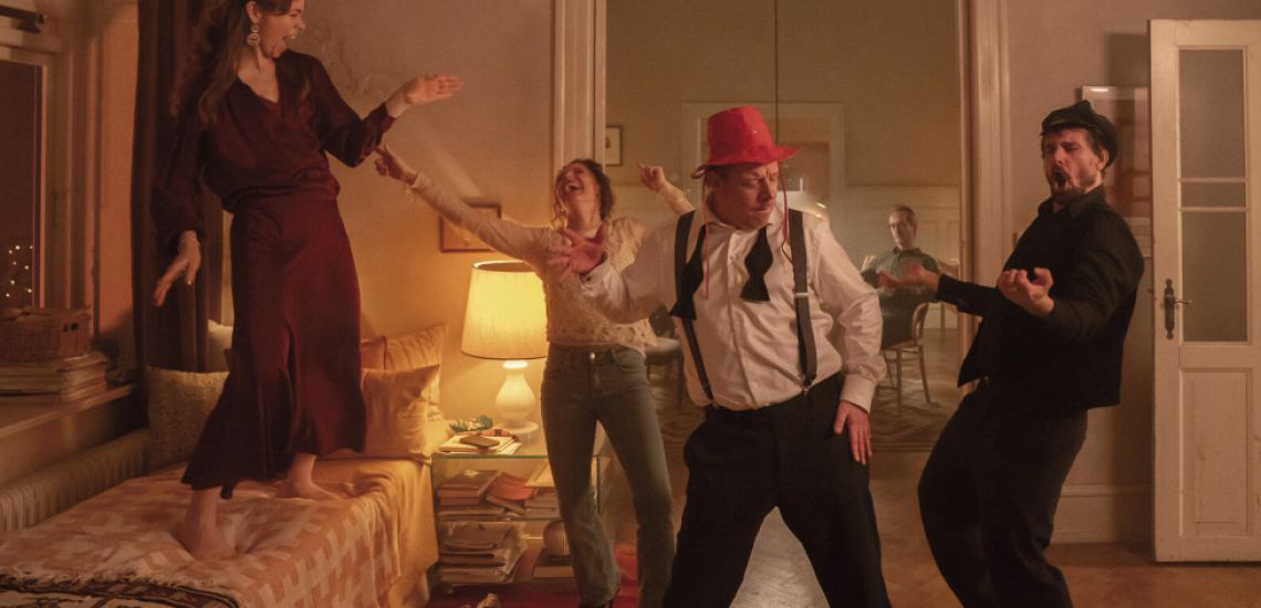 Új év, új szerelem - filmvetítés