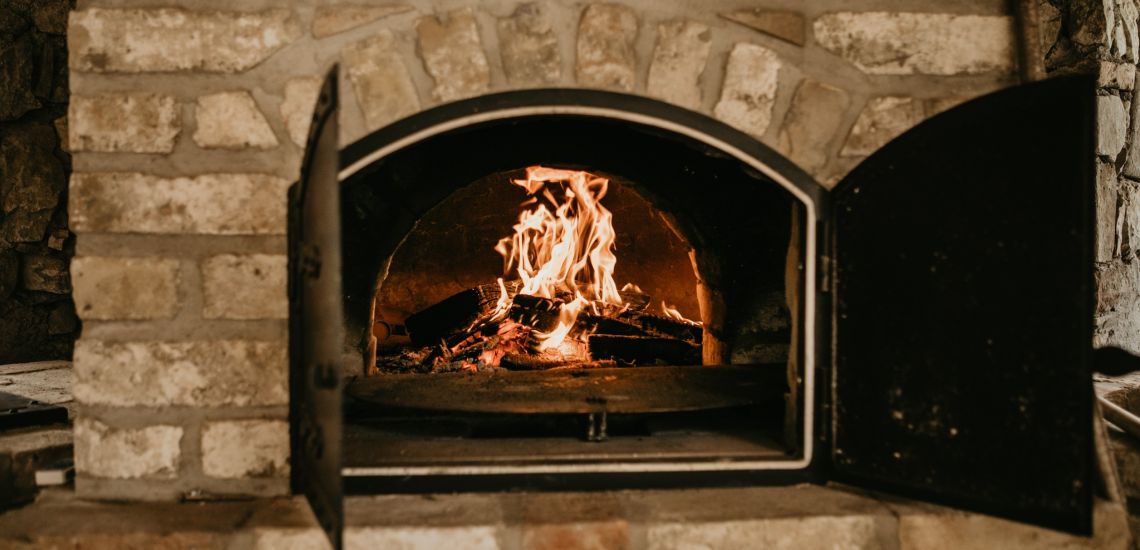 Húsvéti látványőrlés és kemencés sütés