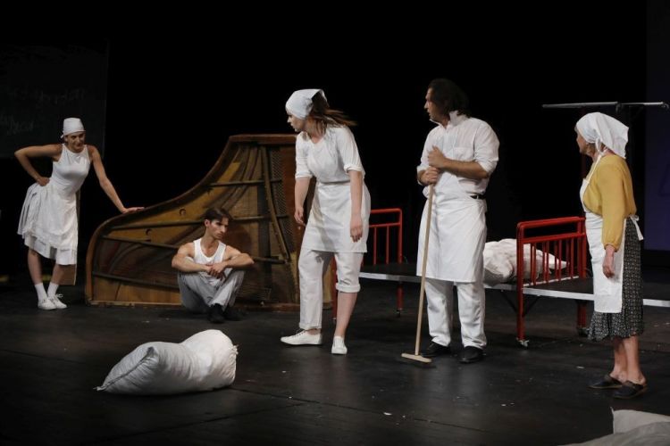 Virágot Algernonnak - Tavaszi Fesztivál