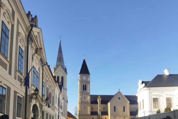 Séta Brusznyai Árpád nyomában