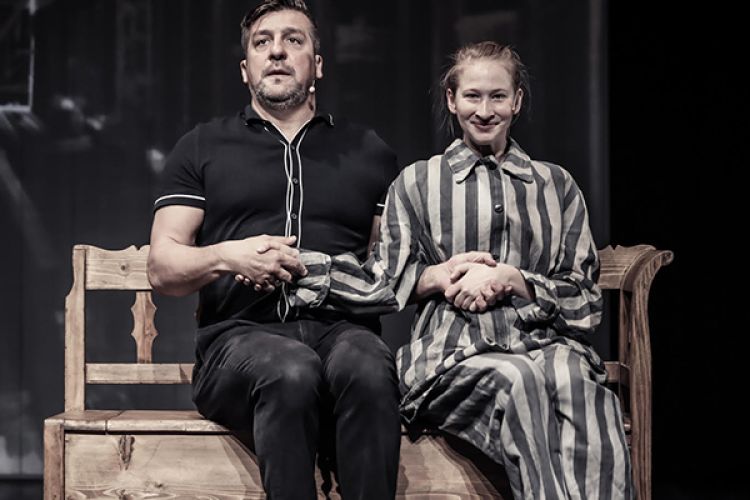 A döntés - Tenki Réka és Csányi Sándor előadása