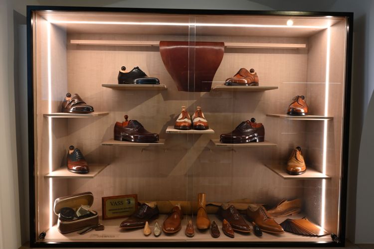 Vass Shoe Collection