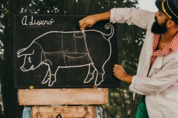 A kisgömböc (egy monológ) 