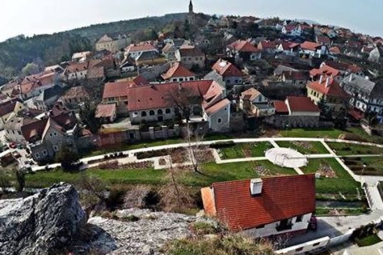 Veszprém Geopolisz - Pajta Bortár látogatással 