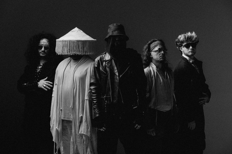 Azahriah / Gyárkert