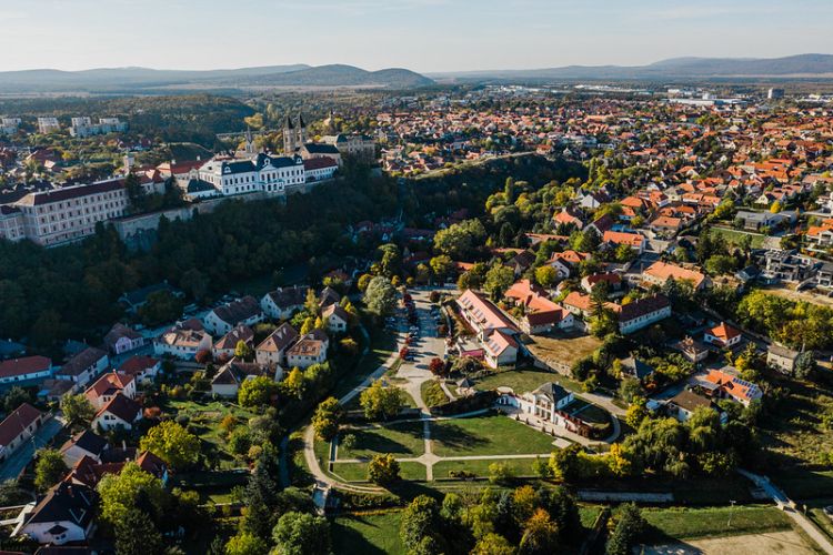 Magyarország legboldogabb vidéke Veszprém megye