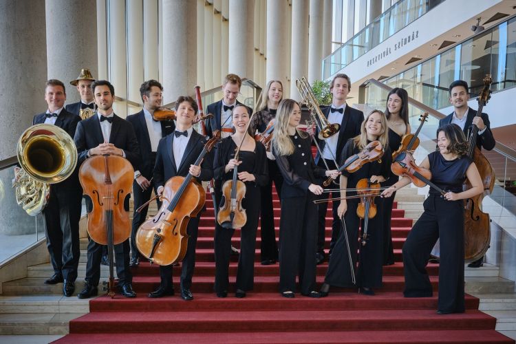 Ingyenes koncertsorozattal ajándékozza meg Veszprémet Fischer Iván akadémiája