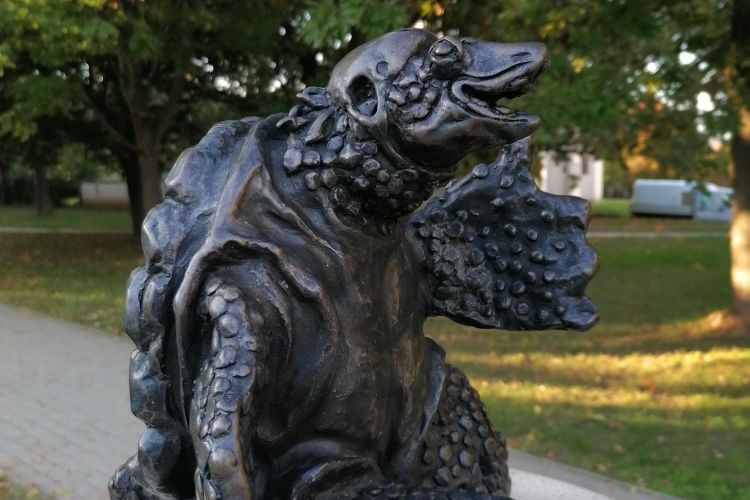 Now there are bronze statues of tablet-toothed turtles in three different places in Veszprém