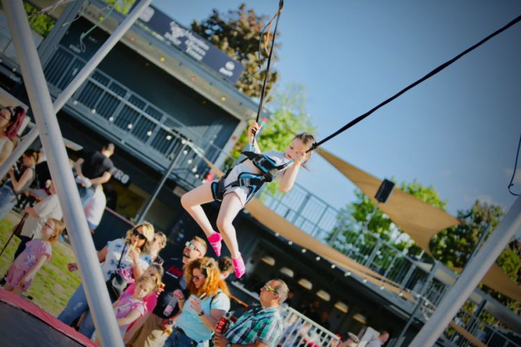 Izgalommal és kreativitással újratöltve érkezik idén is a Gyárkert majális