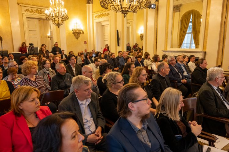 Az Év Kiállítása 2025 díjat nyerte a Boldog Gizella Főegyházmegyei Gyűjtemény