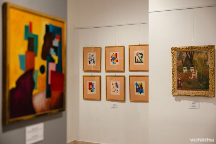 Ország Lili labirintusának falai között bolyonghatunk