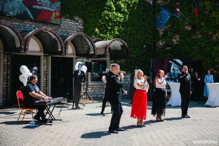 Megdobogtatják a magyar szíveket az operett-dallamok