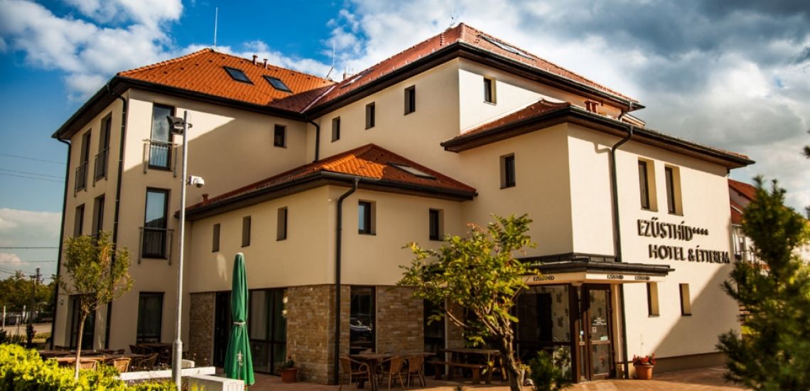 Ezüsthíd Hotel**** & Restaurant