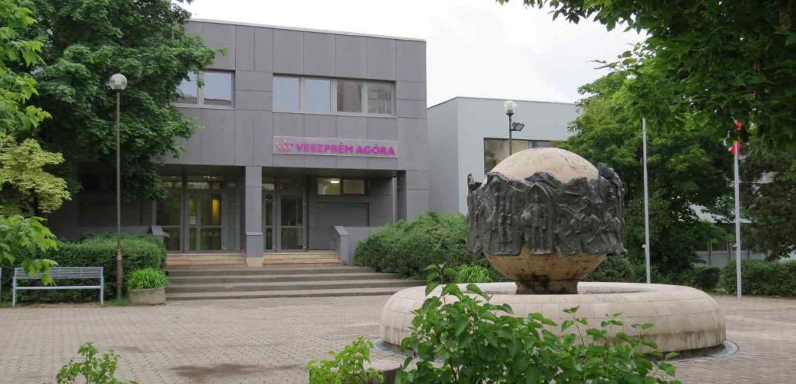 Agóra Veszprém Kulturális Központ