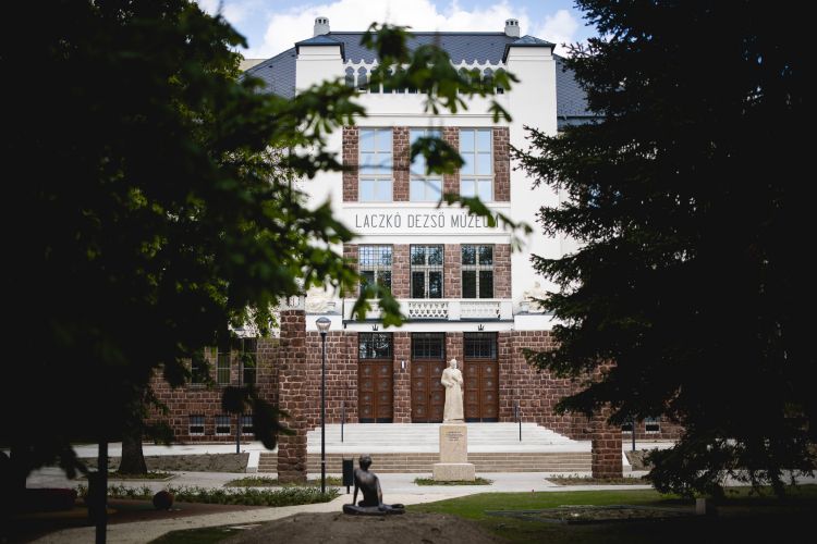 Laczkó Dezső Múzeum