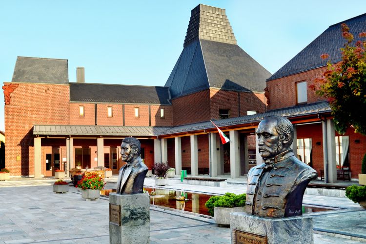 Porcelanium Látogatóközpont, Herend