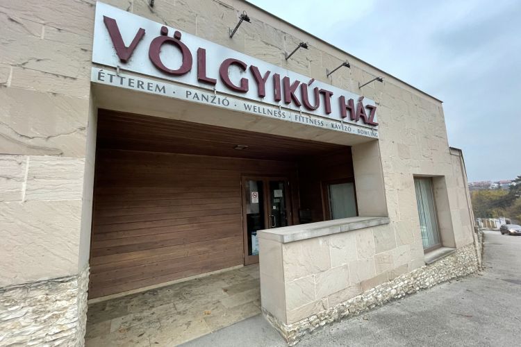 Völgyikút Ház