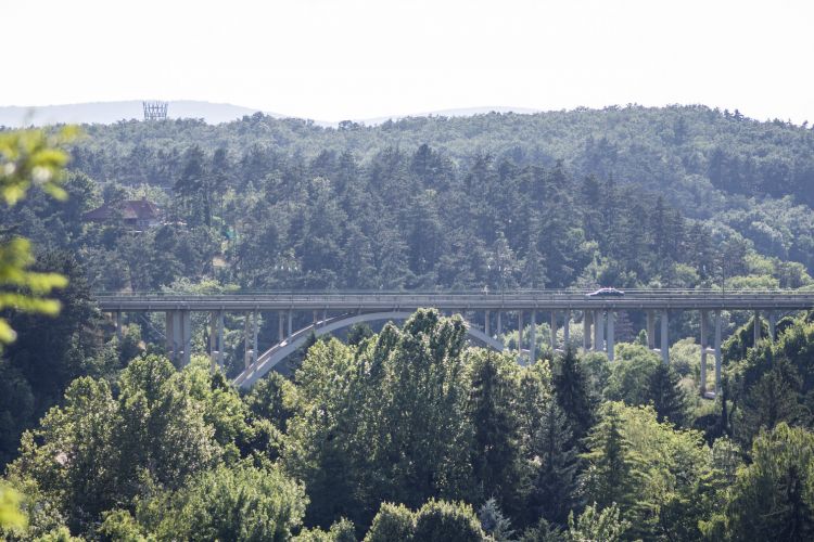 Szent István völgyhíd