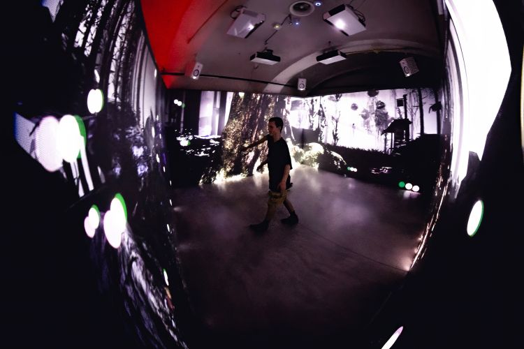 f|x|r galéria, avagy a kiállítótér