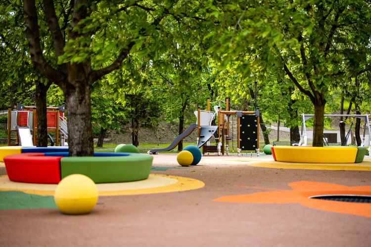 Zöld város közösségi tér