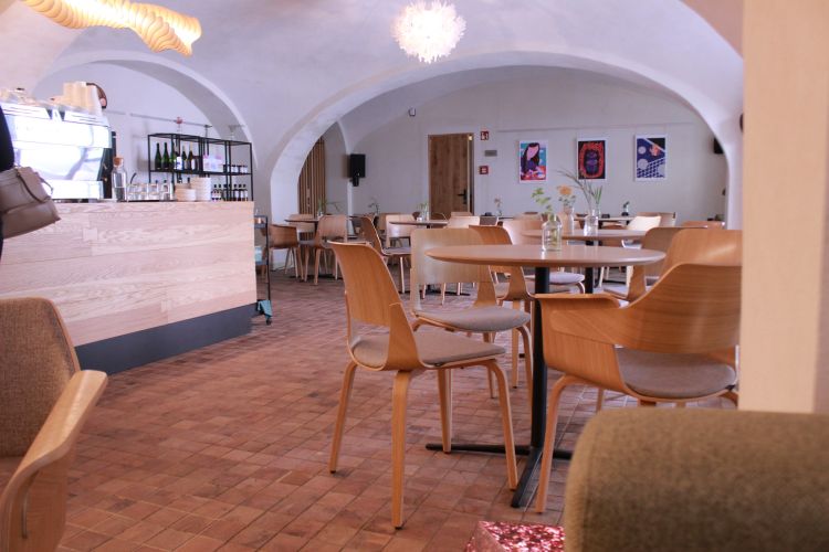 FOTON Specialty Café & Bar