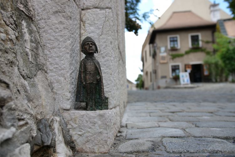 Mini-Statuen von Veszprém